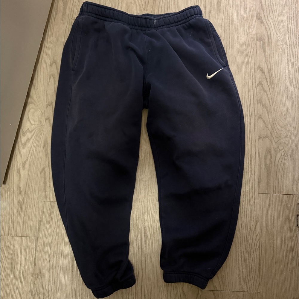Women’s Navy Cuffed Sweatpants